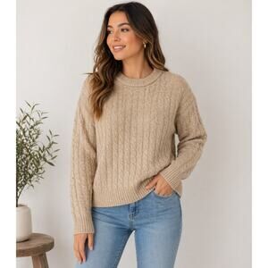 Crew Neck Cable Knit Sweater Wheat Size XS Minimalist Basics Neutral Classic EUC